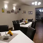 图尔内住宿加早餐旅馆 住宿加早餐酒店