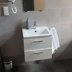 Tournet Oda ve Kahvaltı 3*