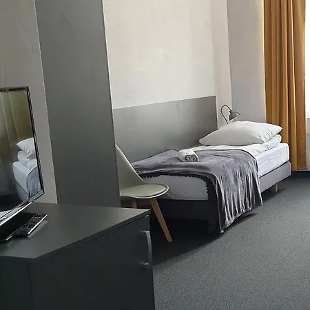 图尔内住宿加早餐旅馆 2*