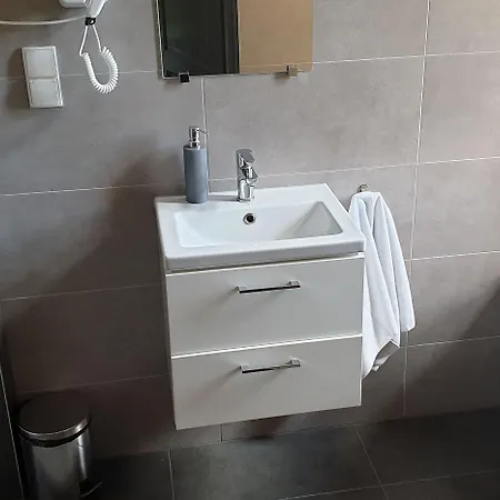 Tournet Bed & Breakfast 4*