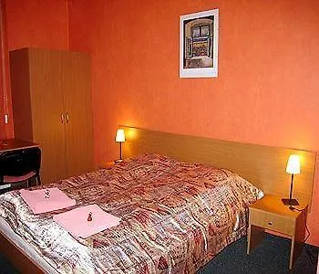 فندق مبيت وإفطار Tournet 2*